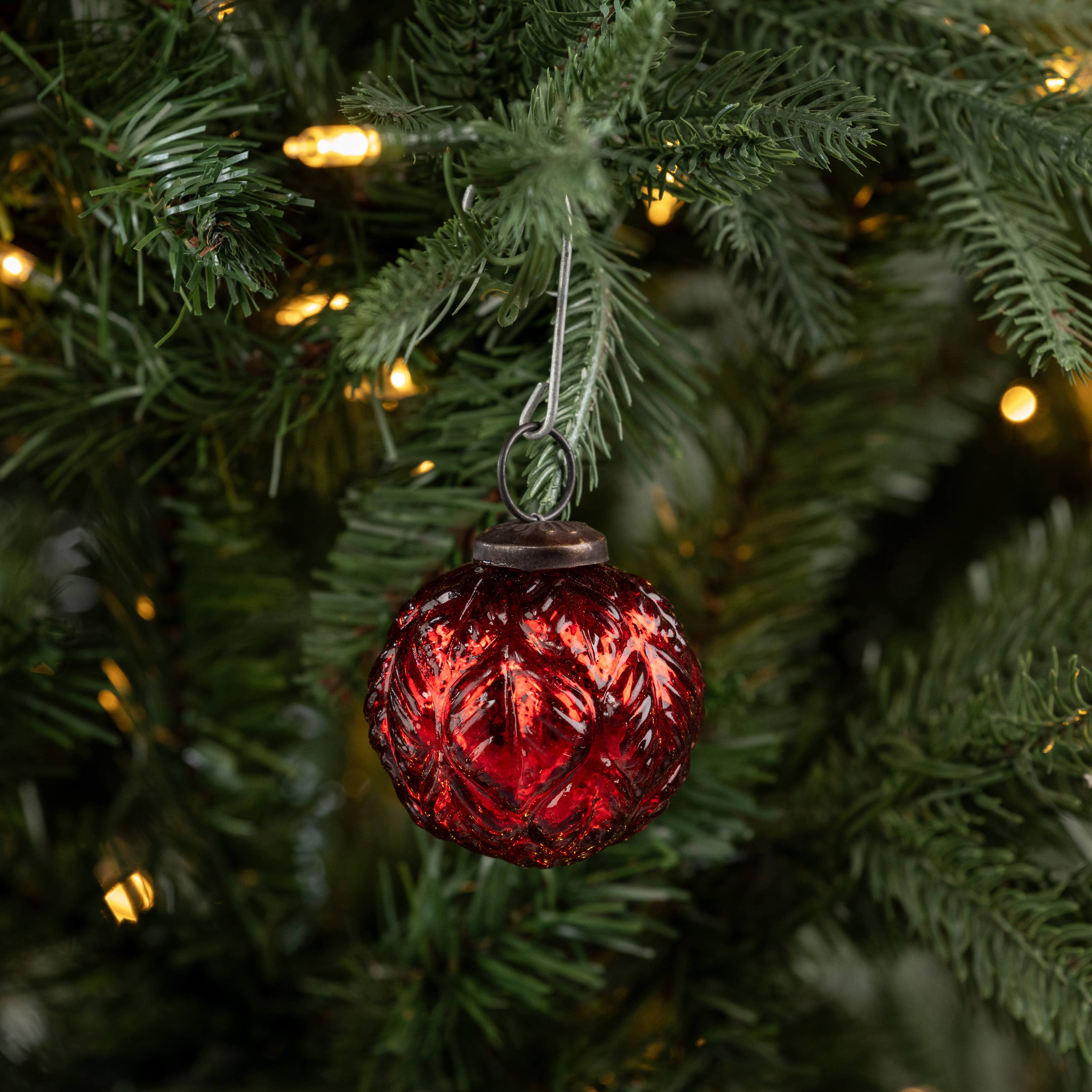 2" Round Leaf Kugel Ornament