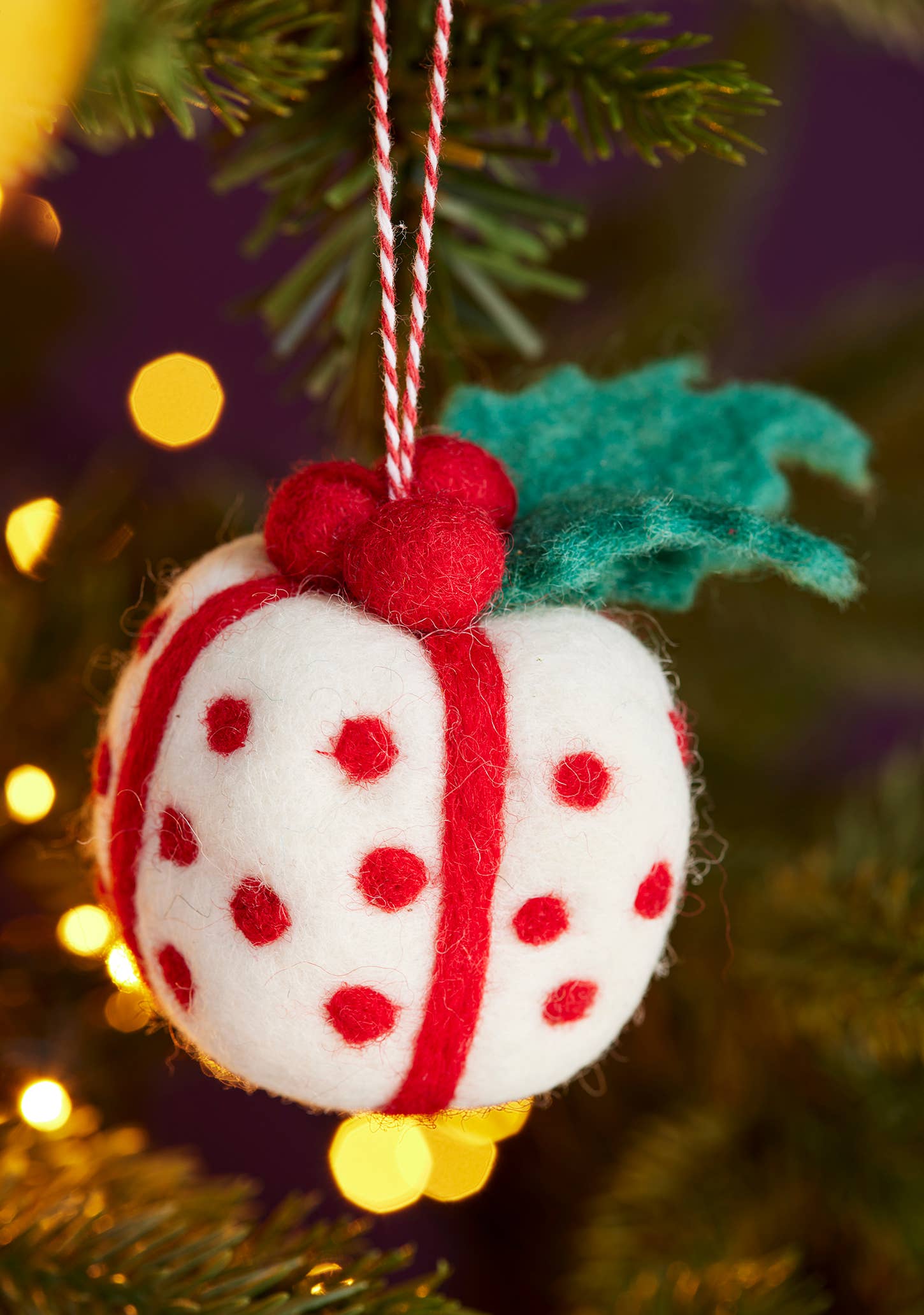Felt Holly Present Decoration