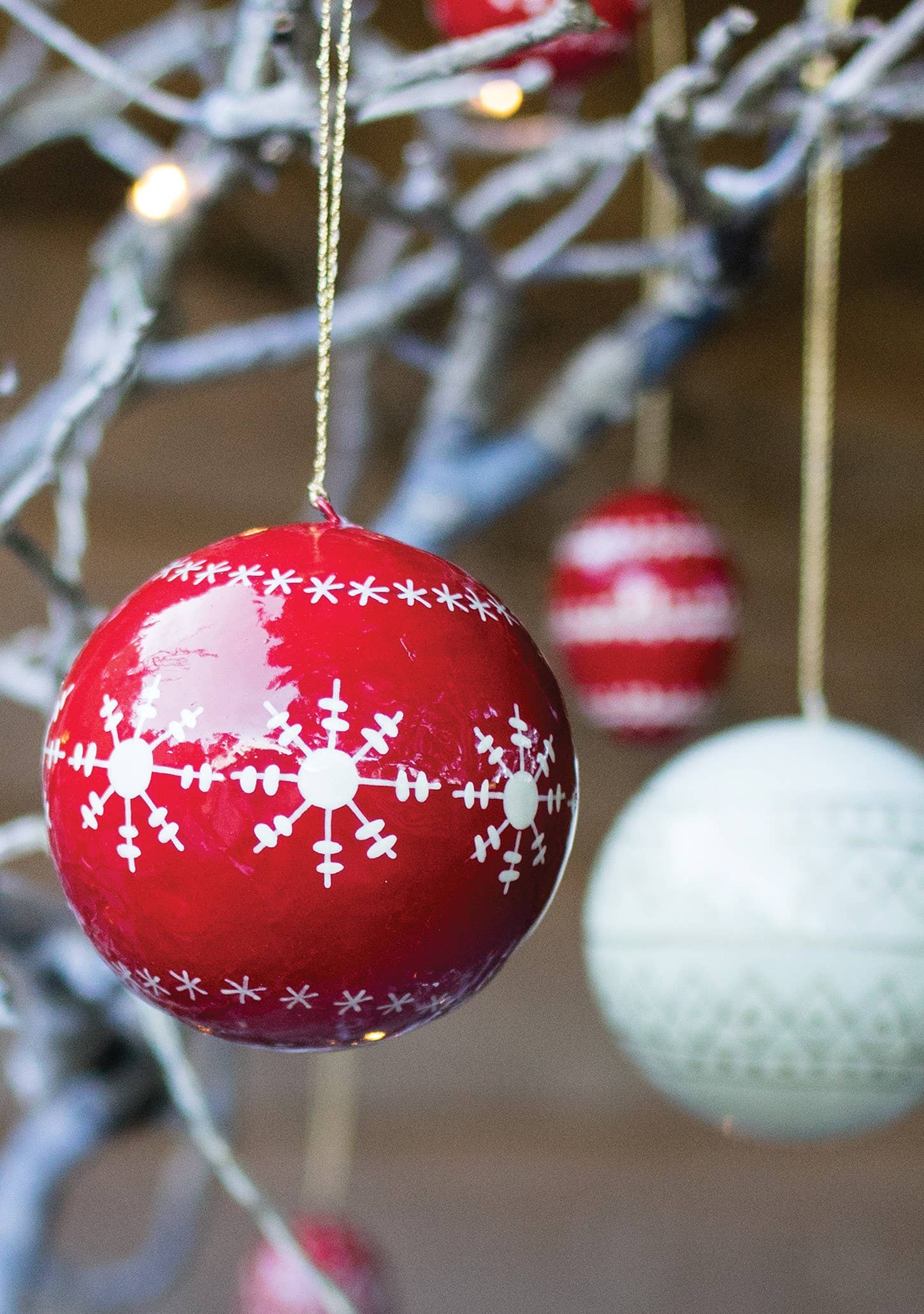 Papier-mâché Large Snowflake Baubles